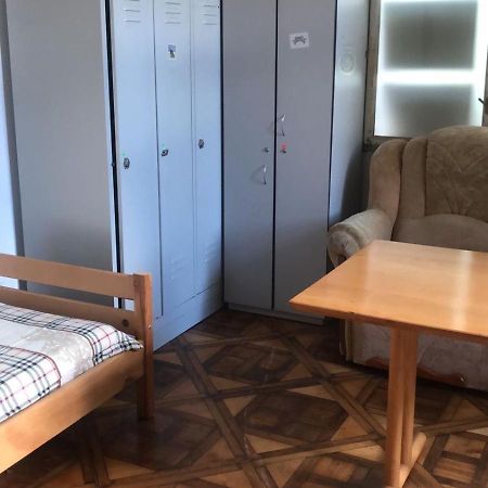 Hostel Mif Ивано-Франковск Экстерьер фото