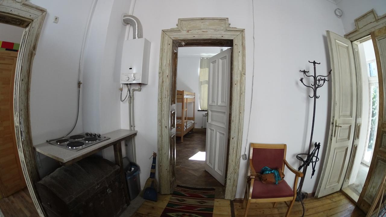 Hostel Mif Ивано-Франковск Экстерьер фото