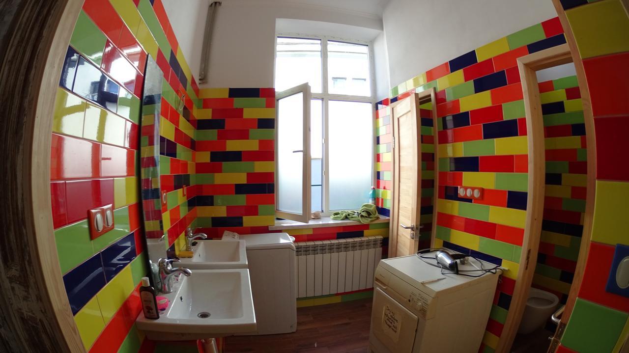 Hostel Mif Ивано-Франковск Экстерьер фото
