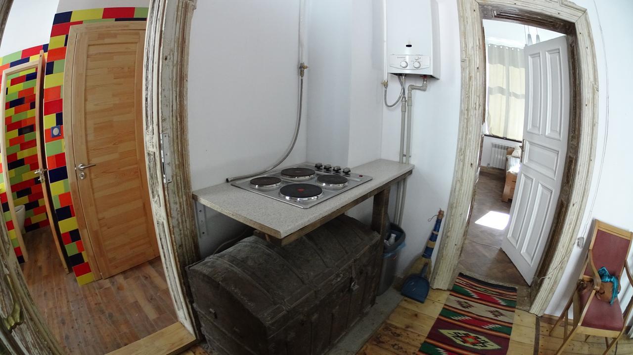 Hostel Mif Ивано-Франковск Экстерьер фото