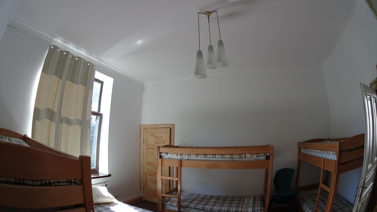 Hostel Mif Ивано-Франковск Экстерьер фото