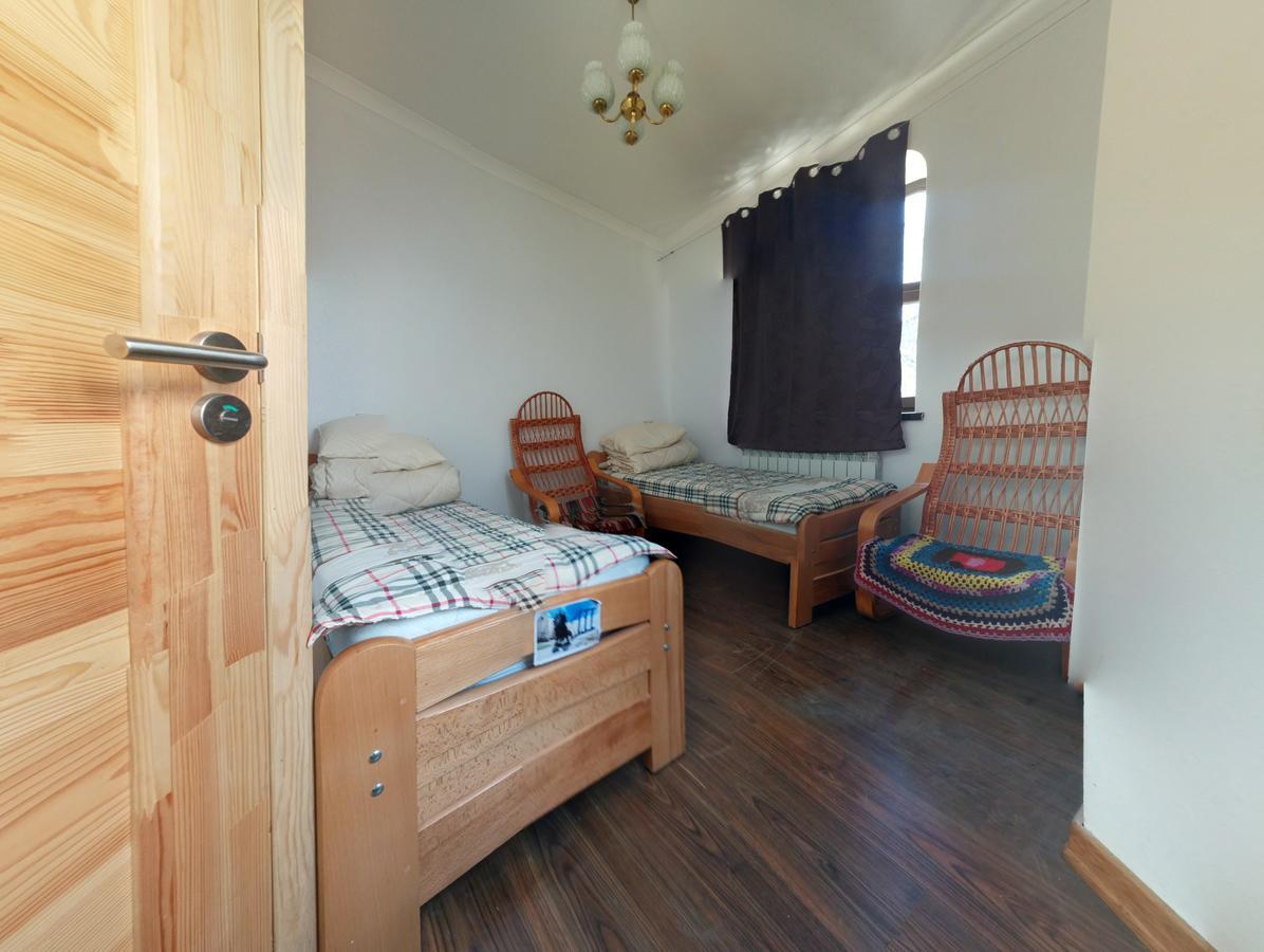 Hostel Mif Ивано-Франковск Экстерьер фото